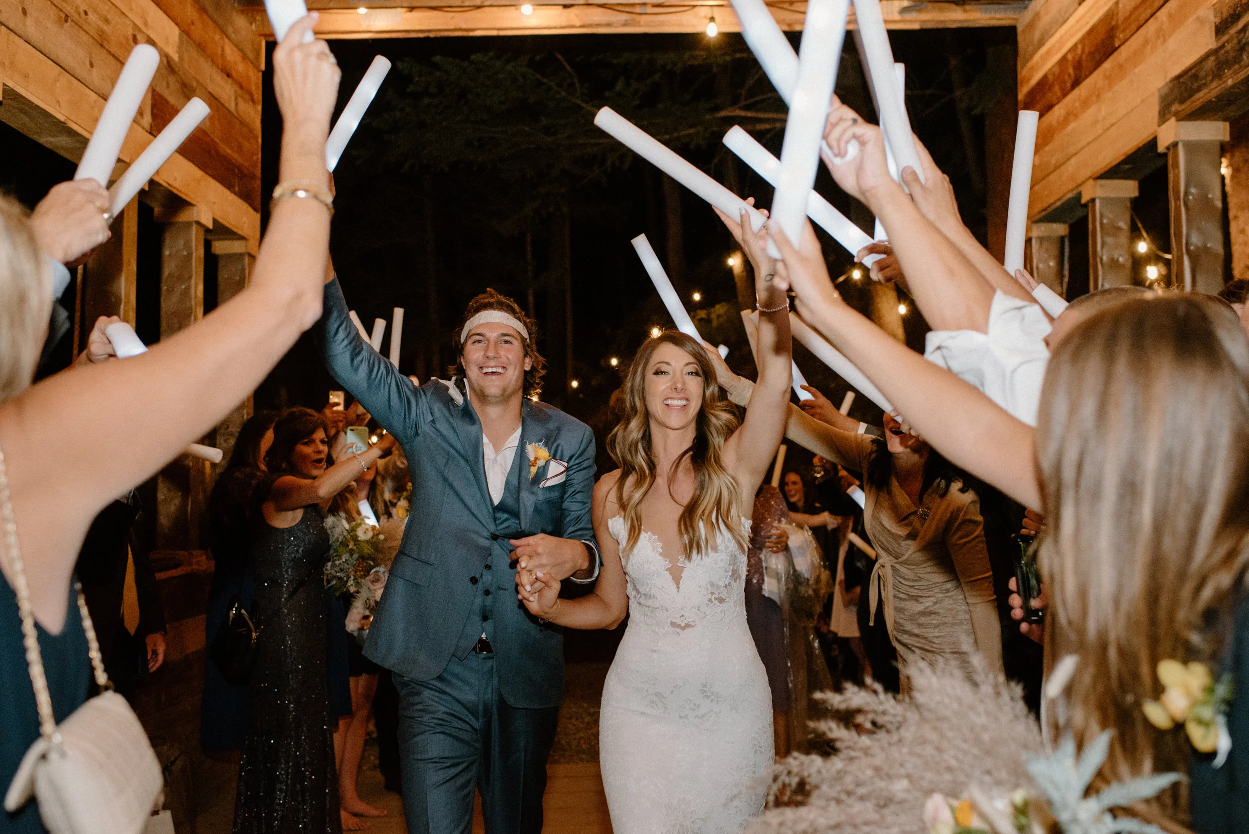  Wedding grand exit ideas. Blackstone Rivers Ranch wedding in Idaho Springs, Colorado. Colorado wedding photographer. Colorado wedding photography, Alyssa Carpenter. Glow stick wedding exit. Colorado mountain wedding. 