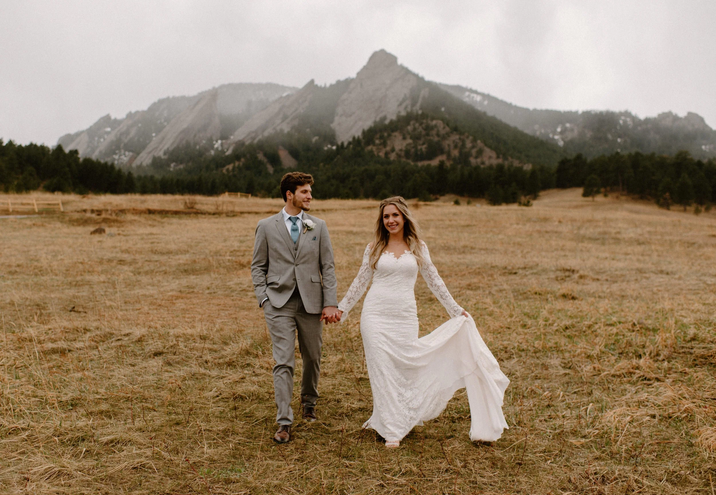 Elopement wedding portraits at Chautauqua Park in Boulder, Colorado. Colorado wedding photographer.