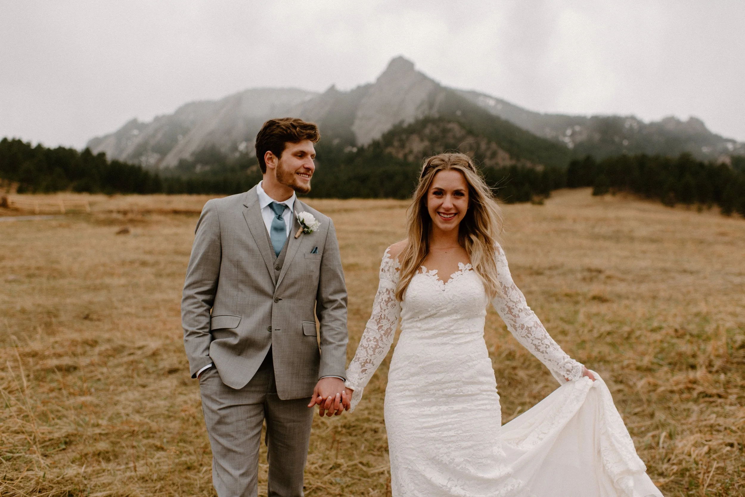 Colorado elopement photographer. Elopement at Chautauqua Park in Boulder, Colorado.