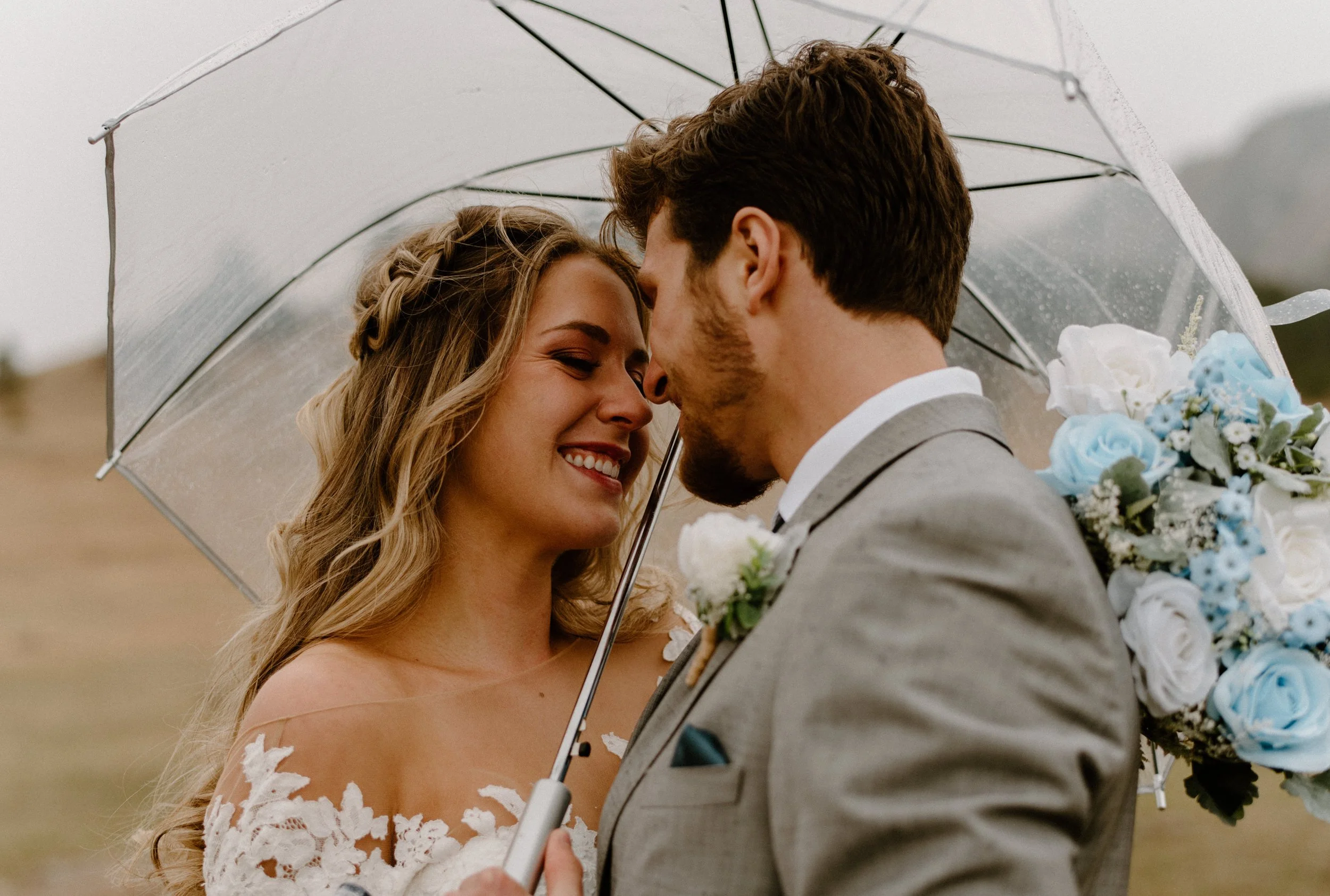 Colorado elopement at Chautauqua in Boulder, Colorado. Boulder, Colorado elopement photos. Colorado wedding and elopement photographer. Rainy elopement ideas. Boulder wedding photographer.